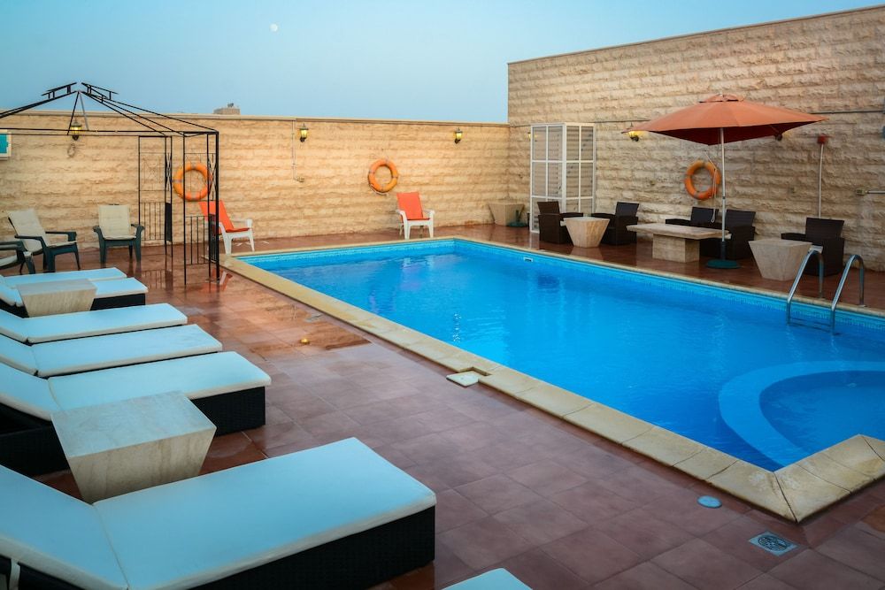 undefined Golden Ocean Hotel 8