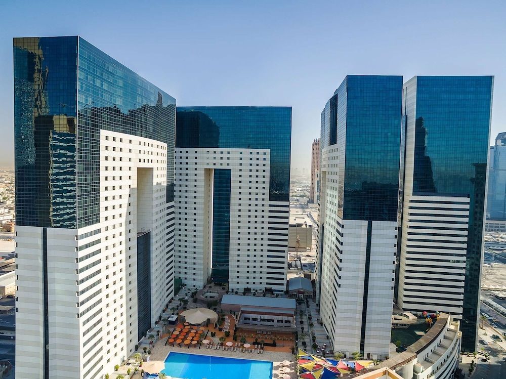 undefined Ezdan Hotel 9