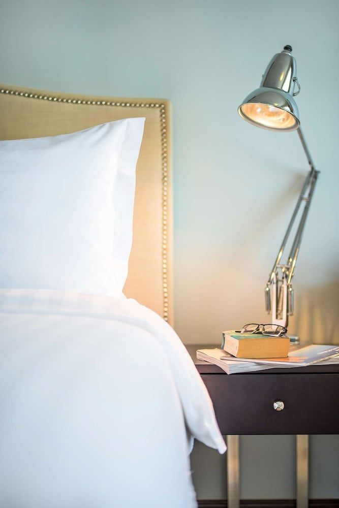 Ezdan Hotel Tower Twin or Queen Room City or Sea View 6