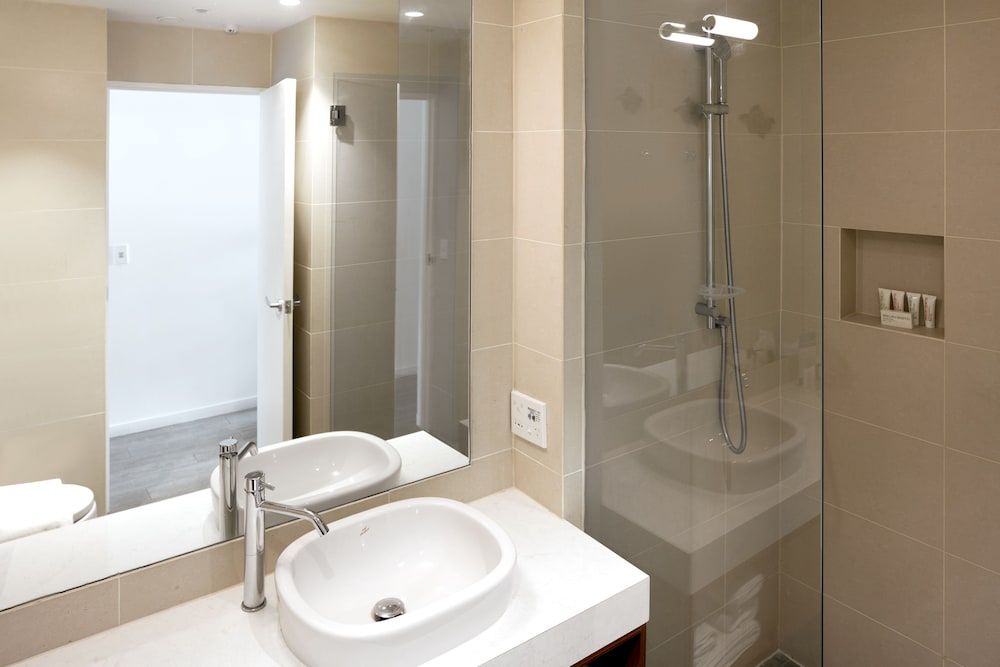 Coral Sea Resort & Casino Suite, Long Stay 4