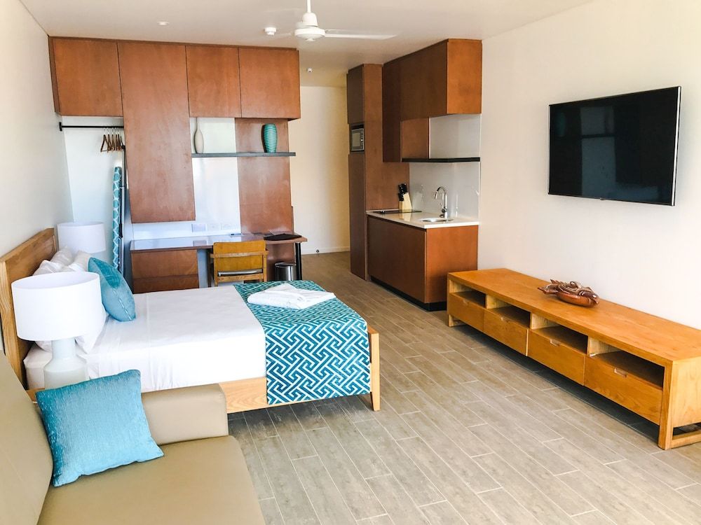 Coral Sea Resort & Casino Suite, Long Stay