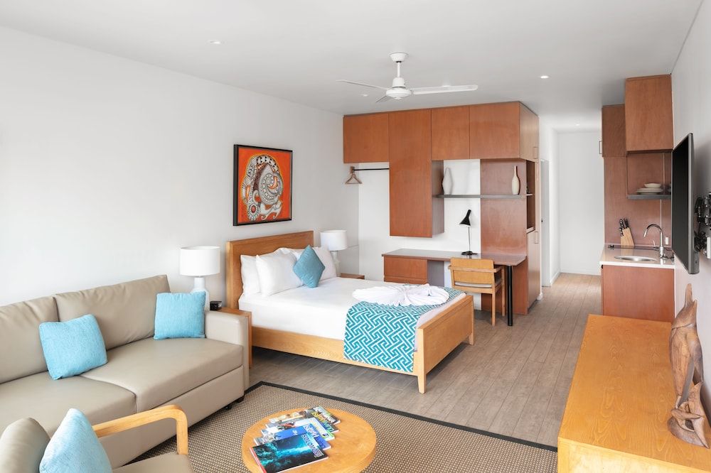 Coral Sea Resort & Casino Suite, Long Stay 2