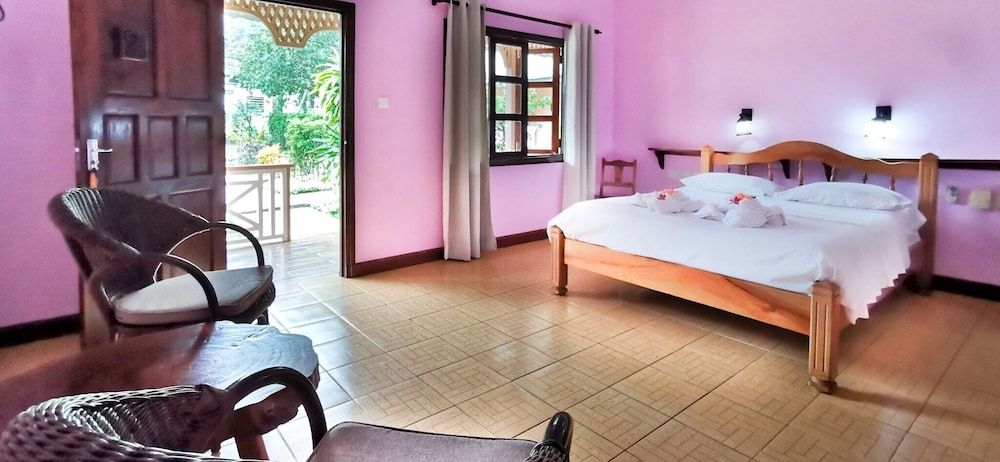 undefined Bernique Guest House