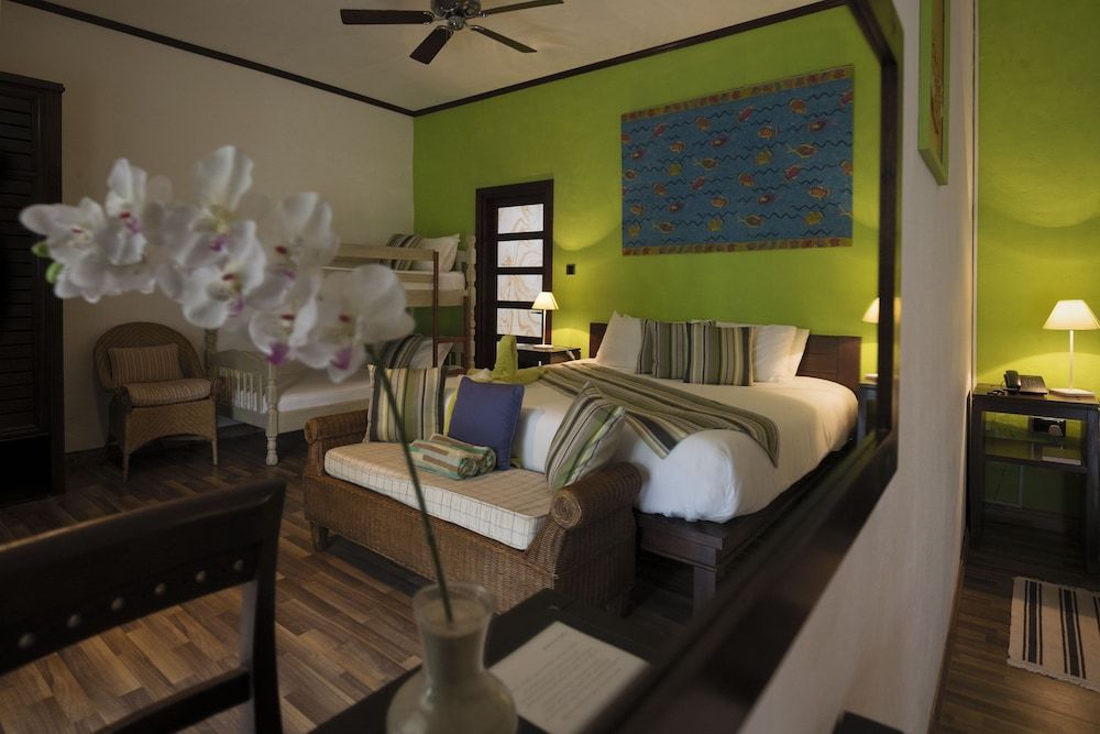 Auberge Chez Plume Standard Quadruple Room, 1 Bedroom 16