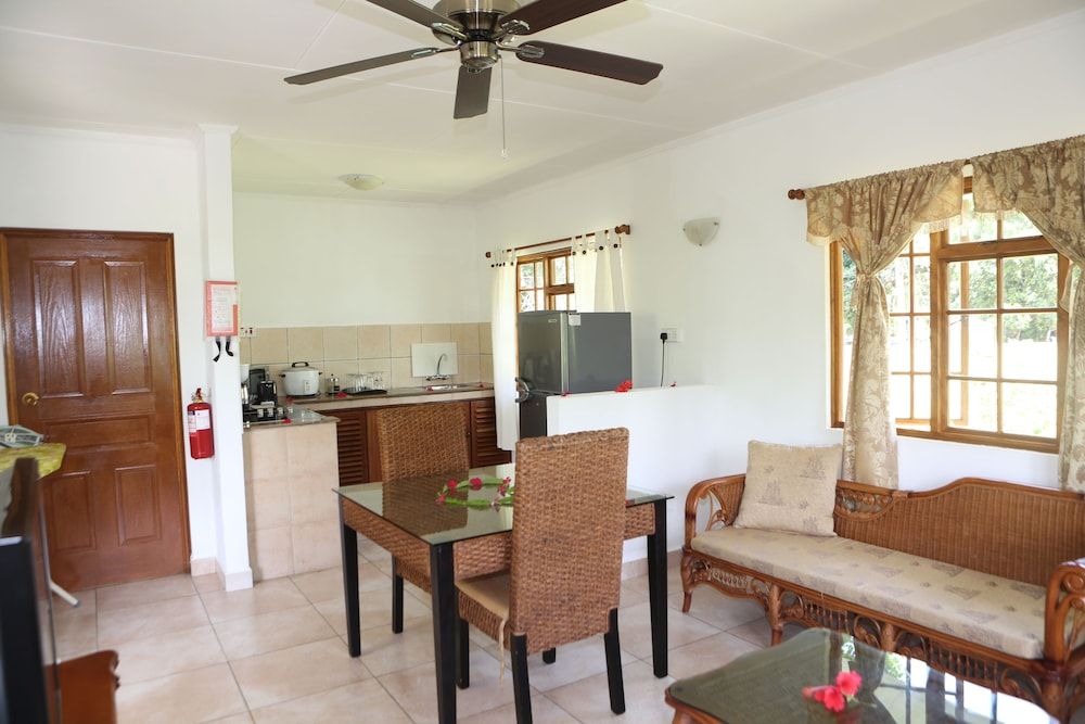 Le surmer self catering chalets Chalet, 1 Bedroom 10