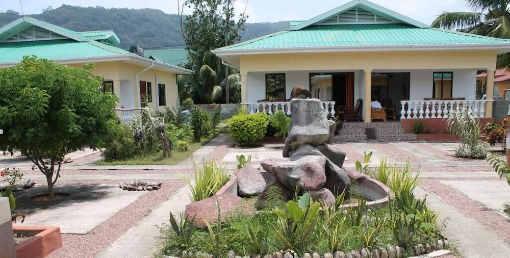 undefined Orchid Self Catering Apartment 5