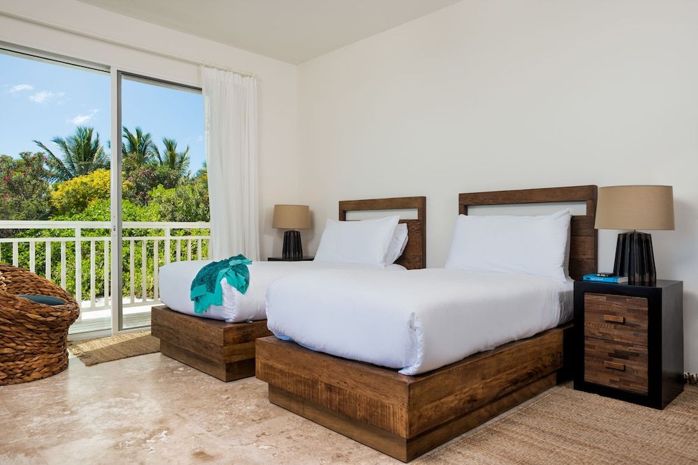 Three Bedroom Beachfront Villa