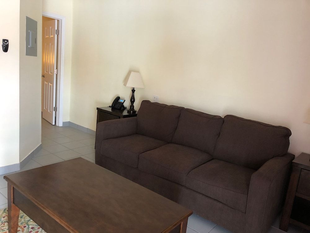 The Lodgings Hotel SureStay Collection by Best Western Standard Room, 1 Queen Bed, Non Smoking, Refrigerator & Microwave (Walk-in Shower;with Sofabed) 9