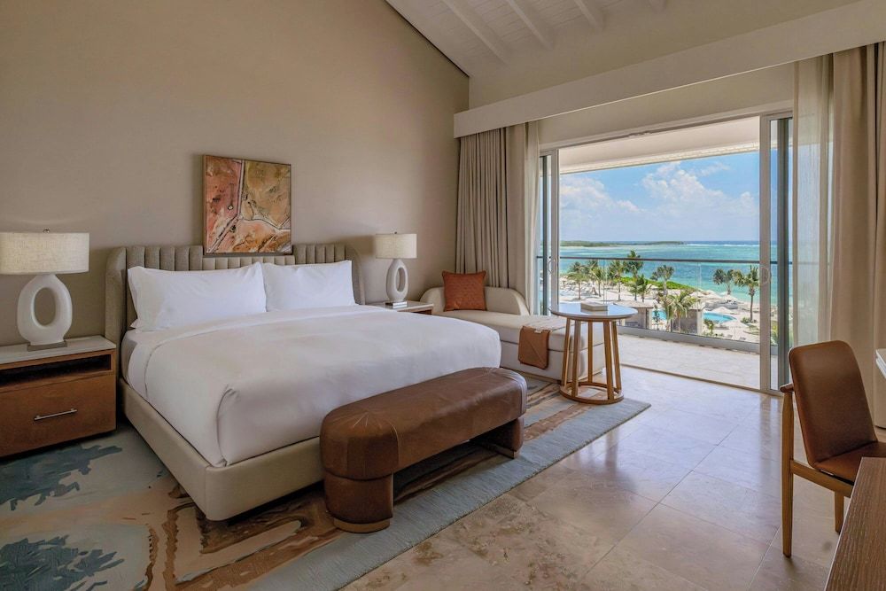 Grand Room, 1 King Bed, Ocean View