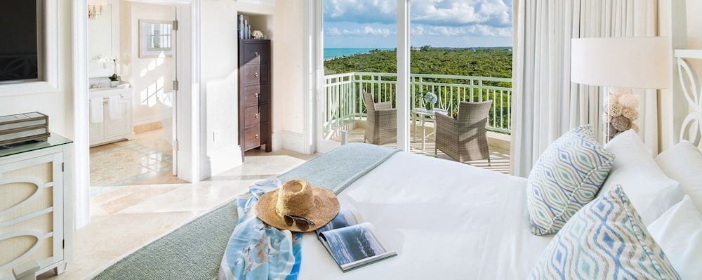 The Shore Club Turks and Caicos Junior Suite, Pool View 3
