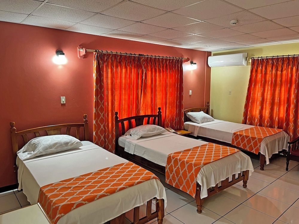 undefined Sundeck Suites 8