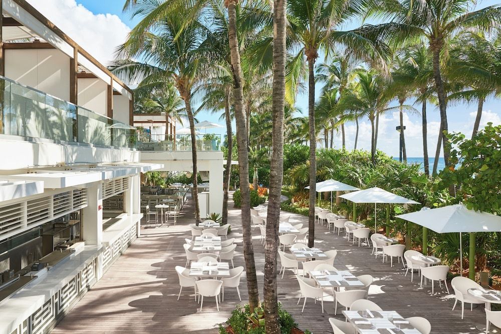 undefined Fontainebleau Miami Beach 6