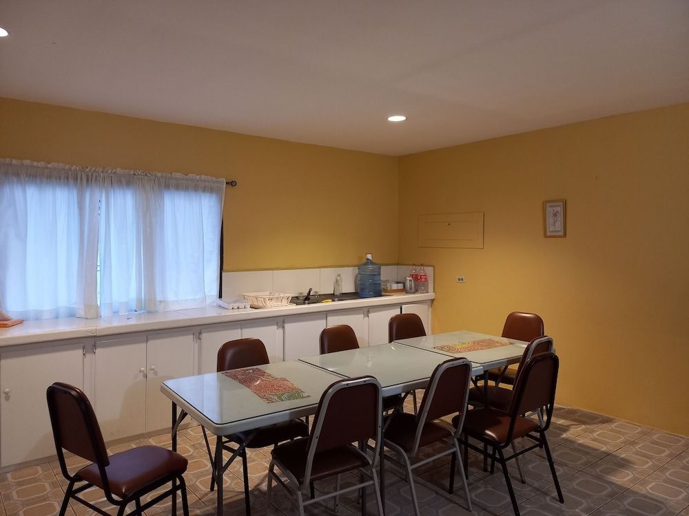 undefined Shalom Guest House 8