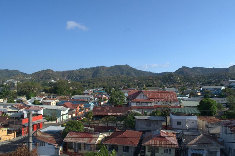 undefined Port Lodge 8