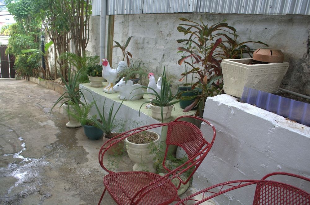 undefined Port Lodge 6