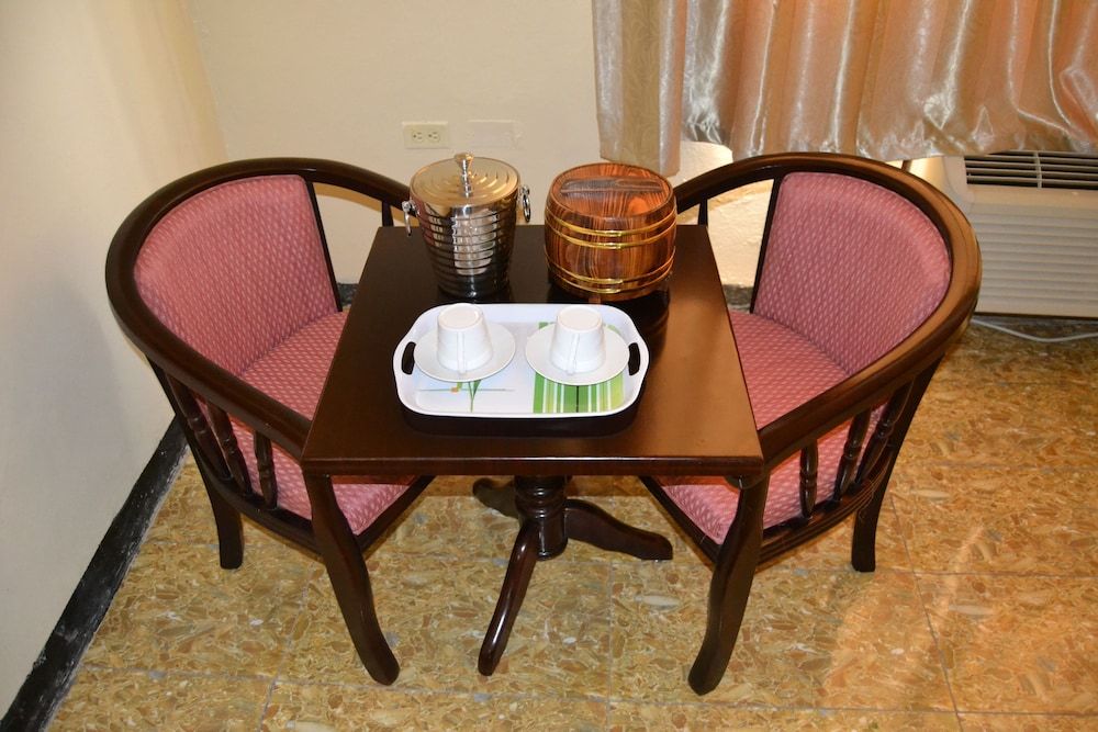 Metro Hotel Couva Superior Room 3