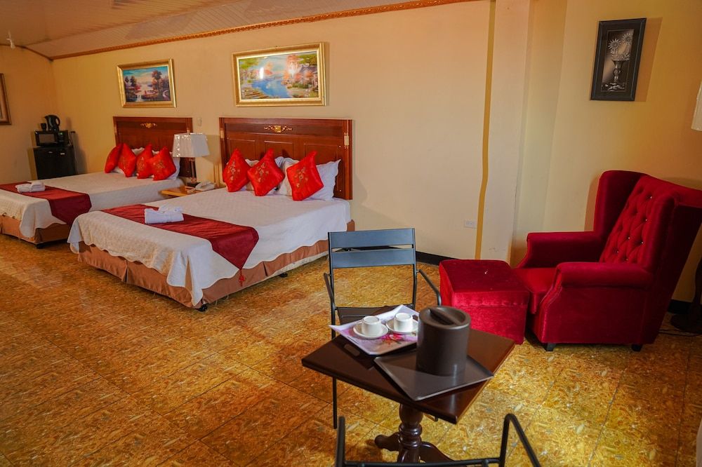 Metro Hotel Couva Penthouse 5