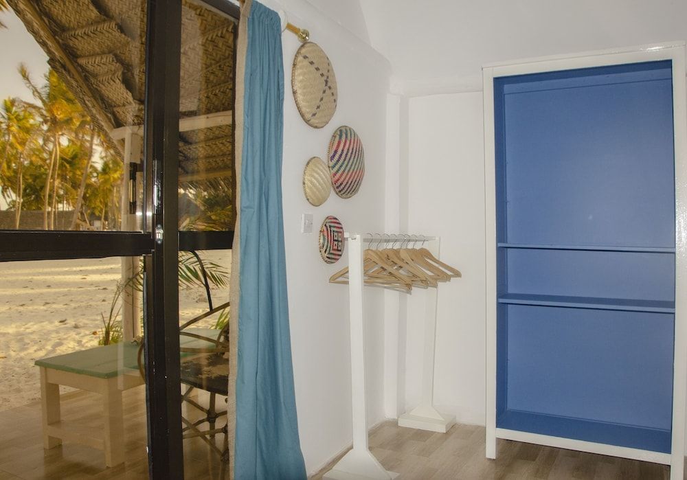 Cristal Resort Bungalow, Sea View 7