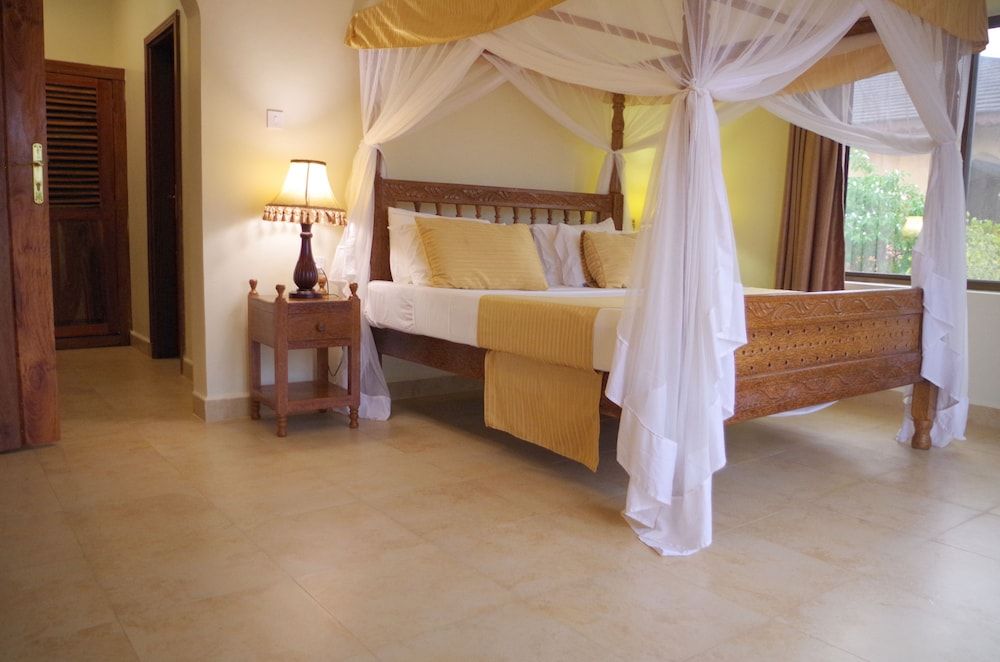 The Sands Beach Resort Zanzibar Family Villa, Multiple Beds 3