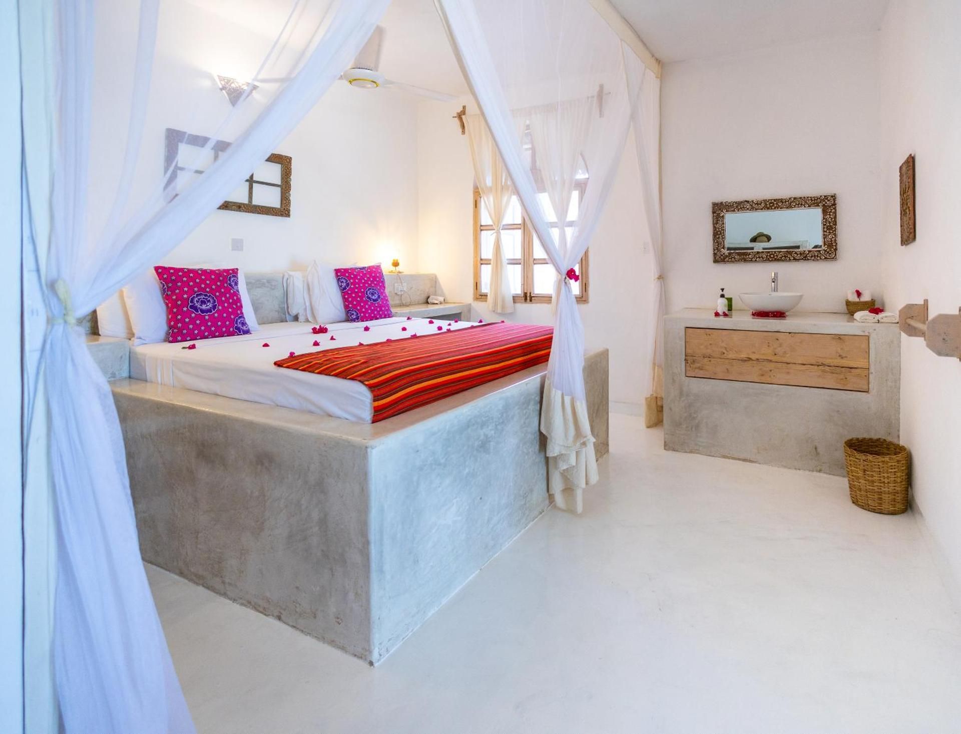 Deluxe Triple Room with Sea View