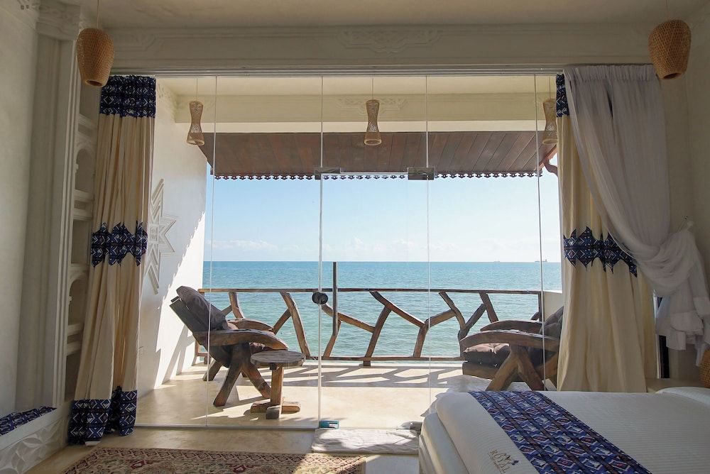 Royal Cliff Zanzibar Executive Double Room 4