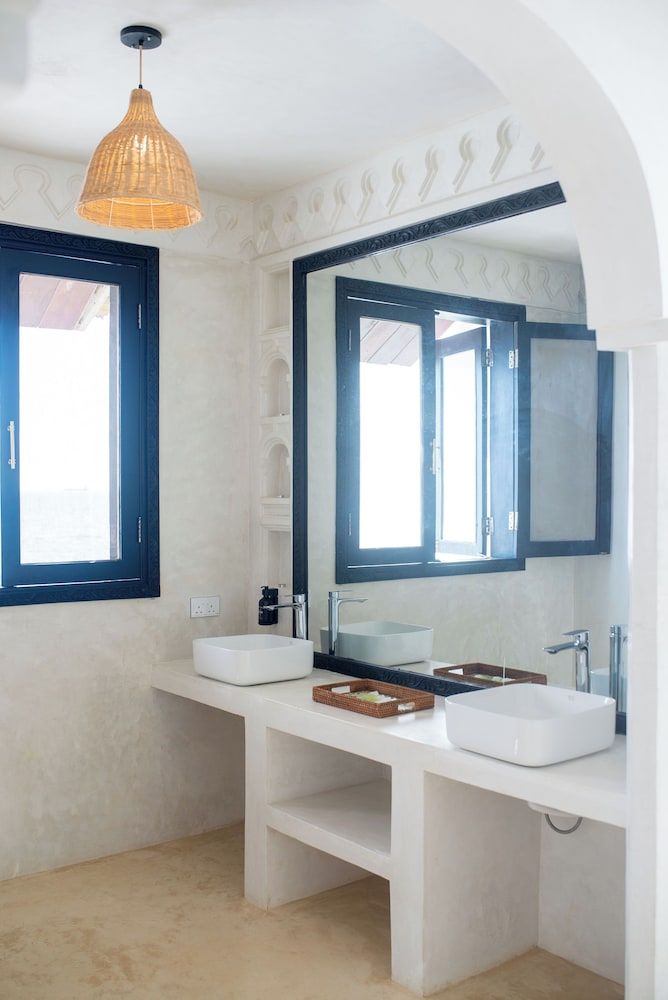 Royal Cliff Zanzibar Executive Double Room 6