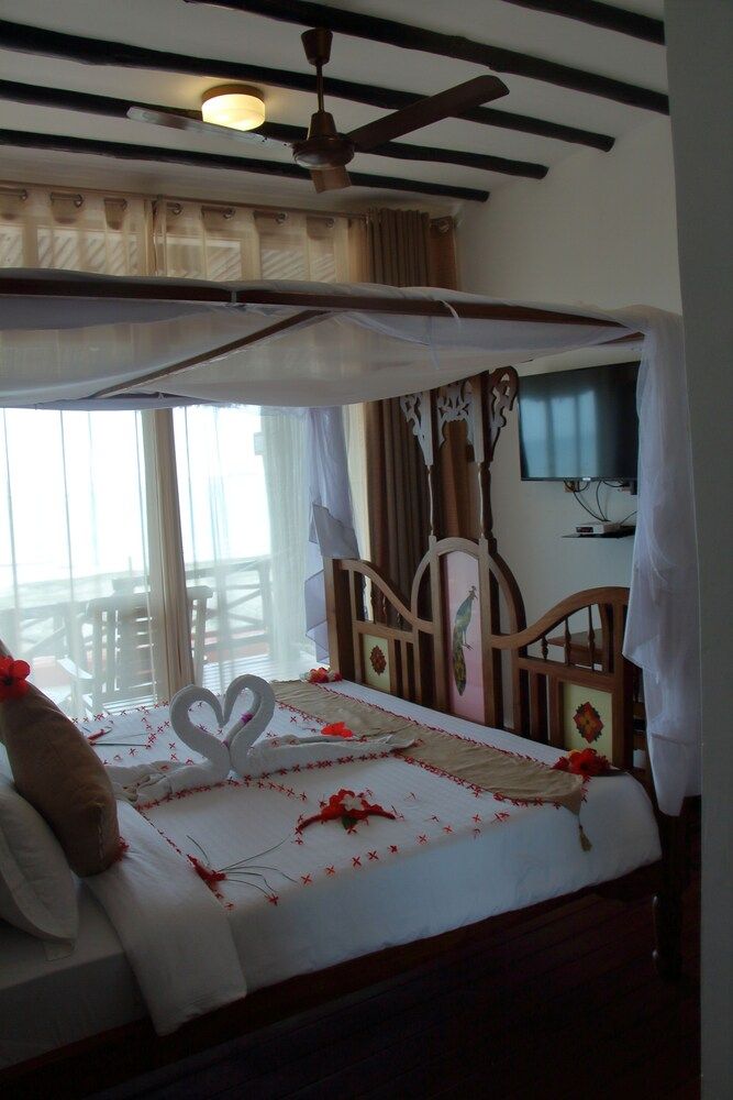 Royal Cliff Zanzibar Deluxe Suite, Ocean View 3