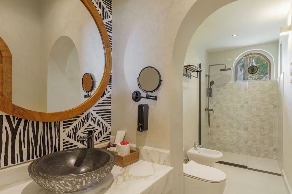 Kiwengwa Beach Resort Presidential Suite sea front with private Pool 3