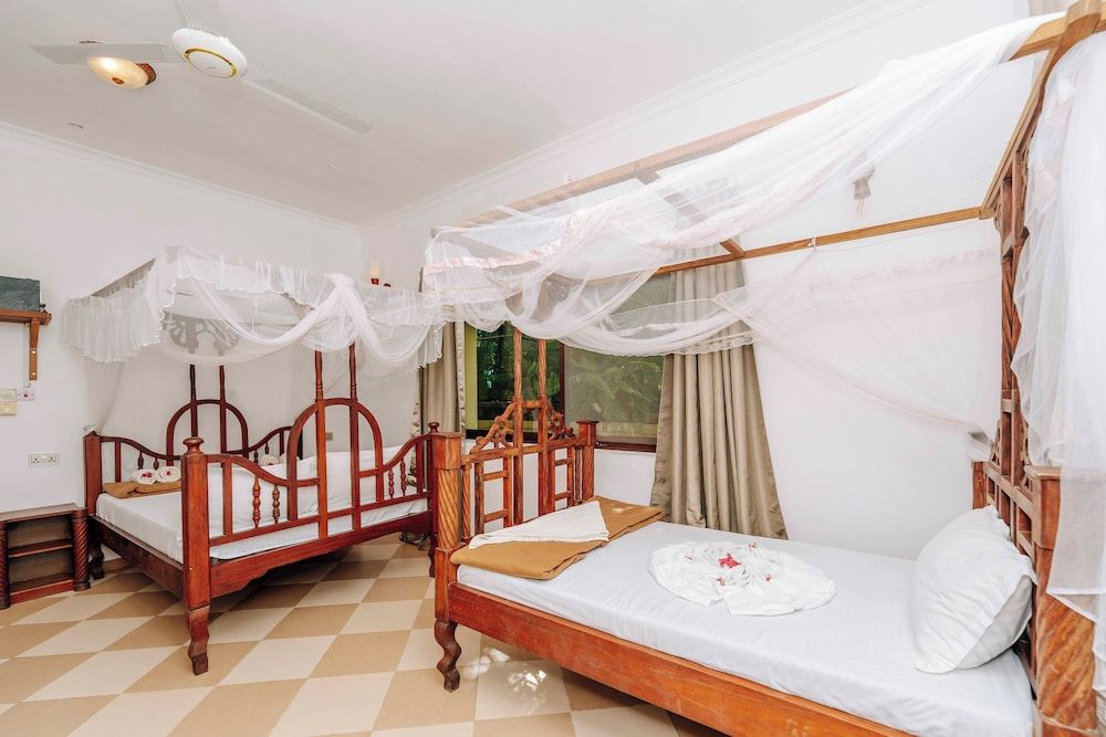 Ifa Beach Resort Deluxe Triple Room, Balcony, Sea View 4