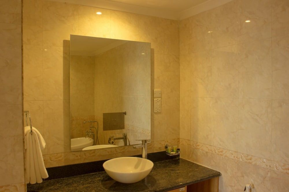 Seashells Millennium Hotel Deluxe Double Room 6