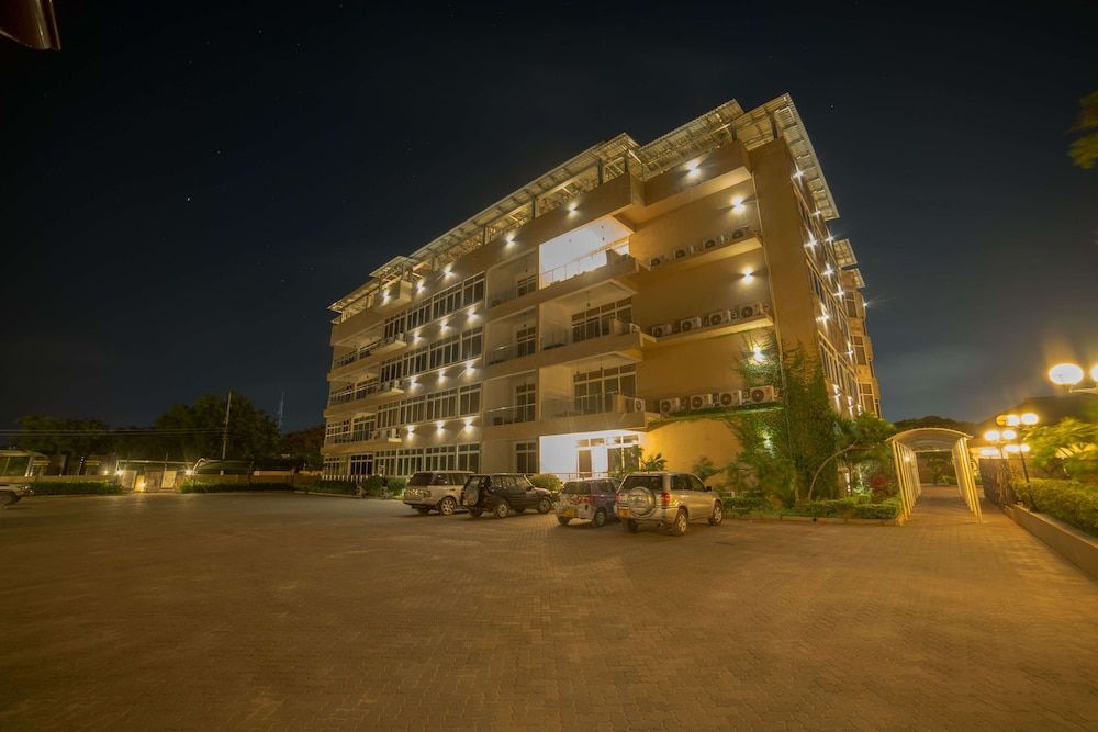 undefined Colosseum Square Luxury Apartments 7