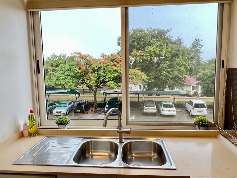 Colosseum Square Luxury Apartments Apartment, 3 Bedrooms, Kitchen, City View 20