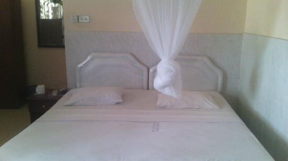 undefined Cross Way Executive Hotel - CWE 4