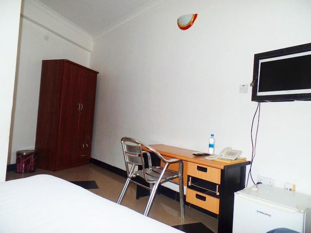 Conway Hotel Standard Double Room, City View 2