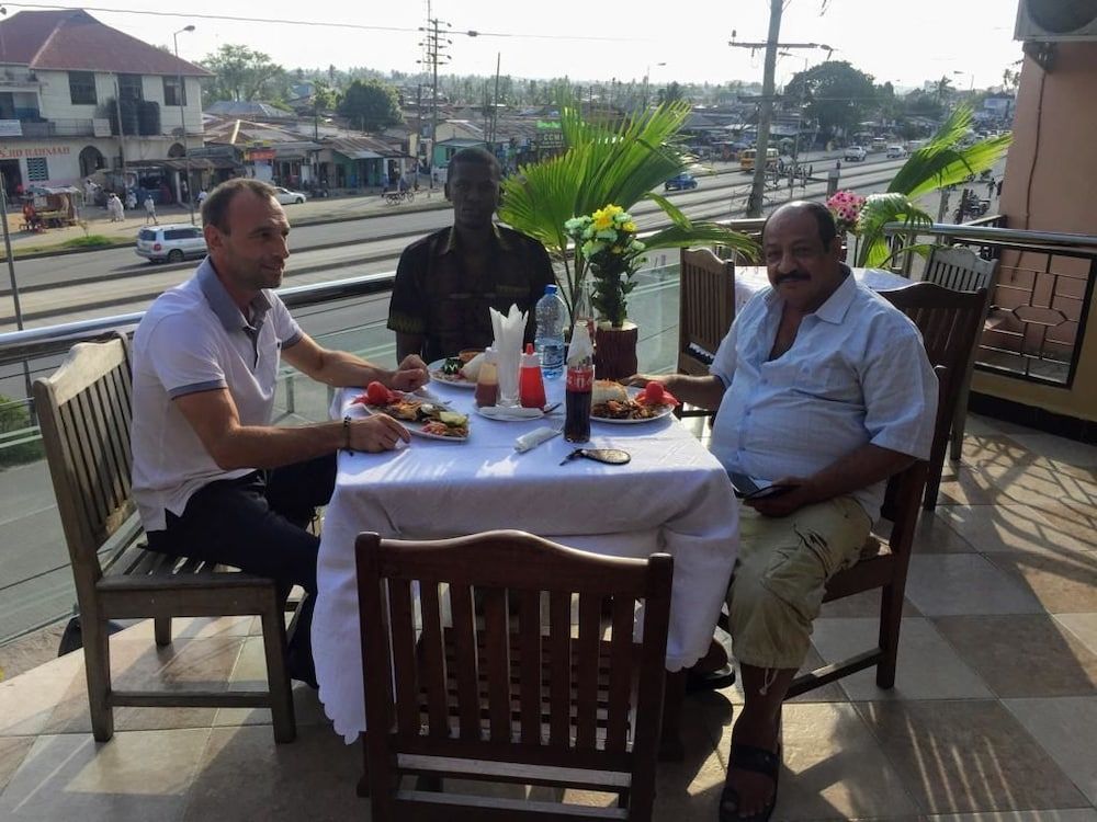 undefined Conway Hotel 5