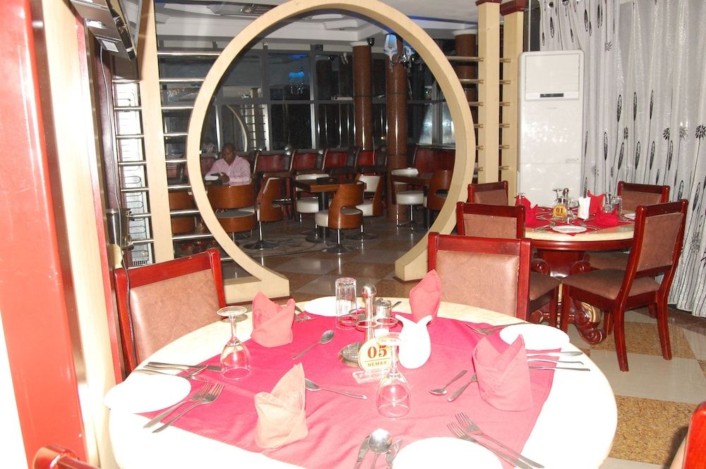 undefined Nemax Royal Hotel 8