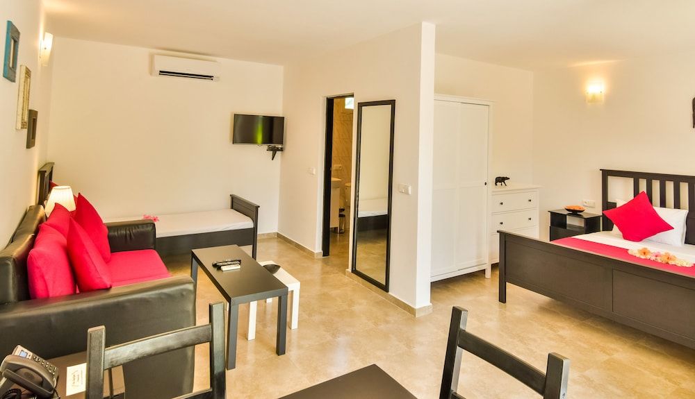 White Paradise Zanzibar Comfort Studio, 1 Double Bed, Non Smoking, Courtyard Area 8