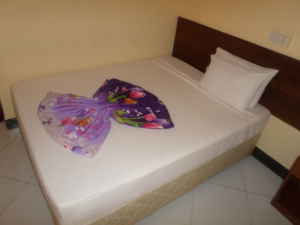 Mambosasa View Executive Hotel - Tabata Deluxe Double Room 2