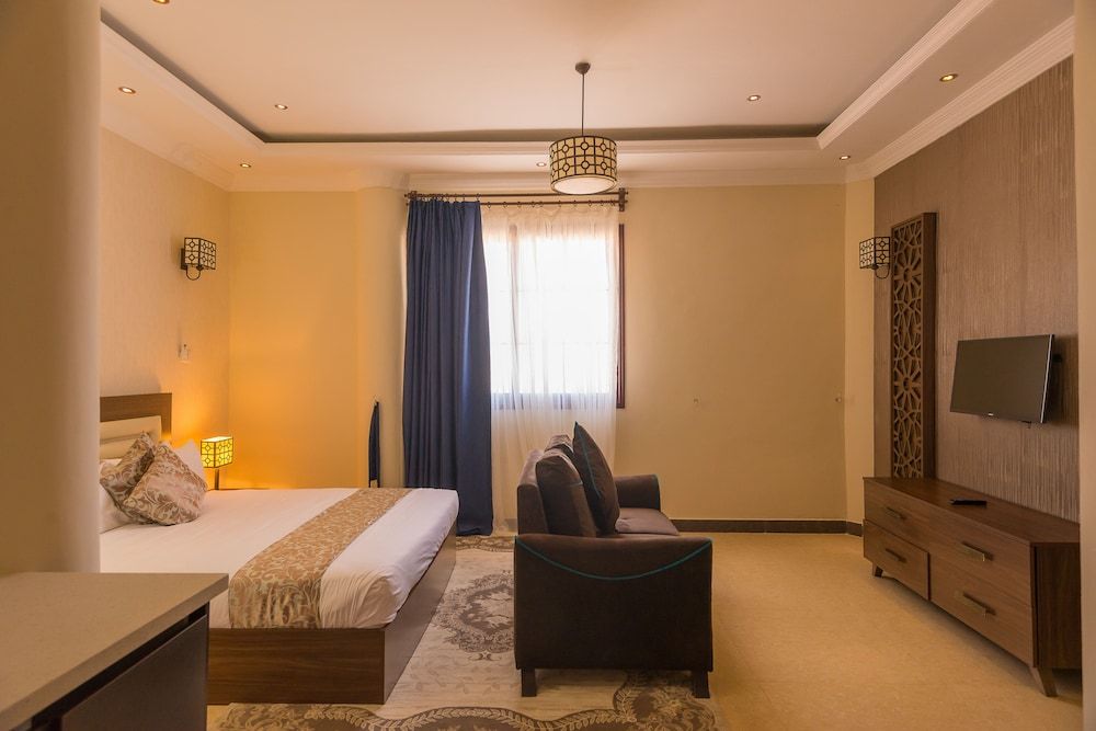 Suite, 1 Bedroom, Kitchenette, City View