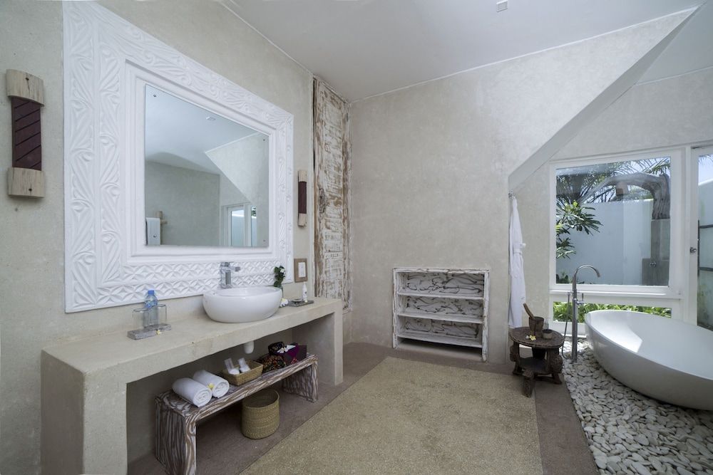 The Aiyana Presidential Suite, 2 Bedrooms, Private Pool, Oceanfront 4