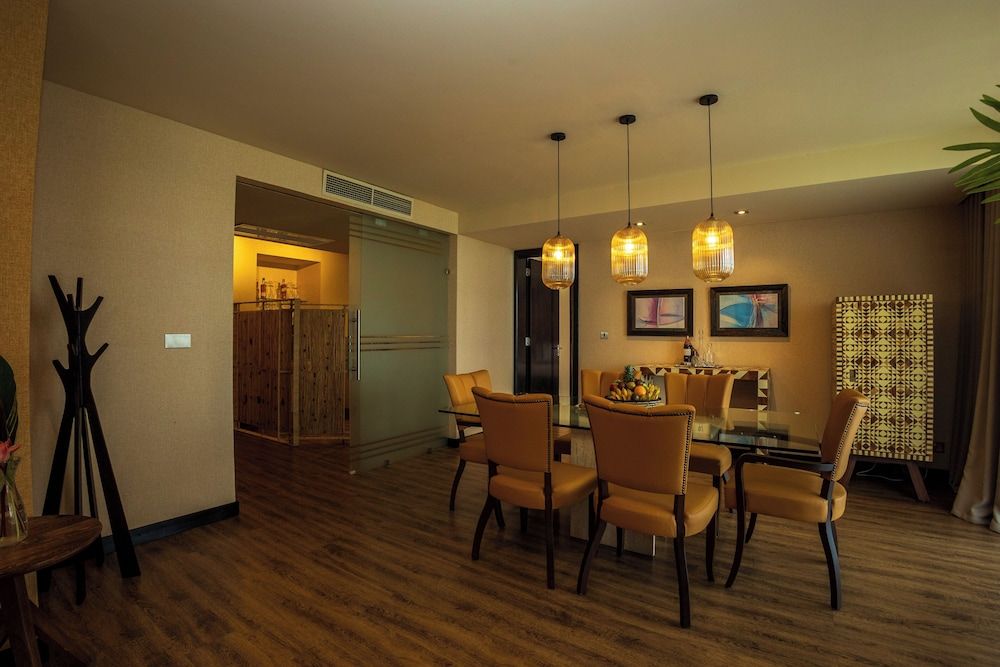 Munyonyo Commonwealth Resort Executive Suite, Garden View 8