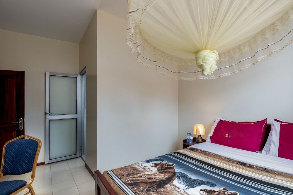 Hotel Royal Nest Standard Double Room 7