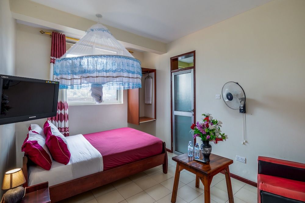 Hotel Royal Nest Standard Double Room 8