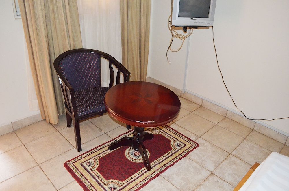 Victoria Travel Hotel Single Room 5