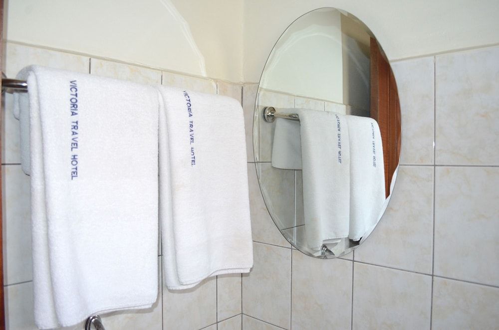 Victoria Travel Hotel Deluxe Double Room, Garden View 11