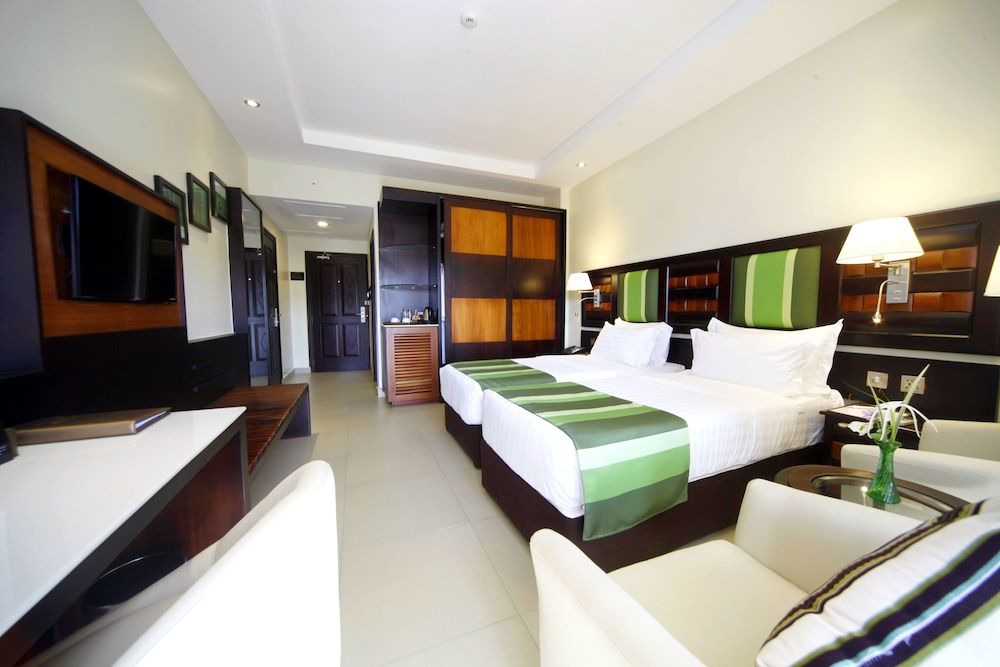 Best Western Premier Garden Hotel Entebbe Deluxe Room, 2 Twin Beds 3
