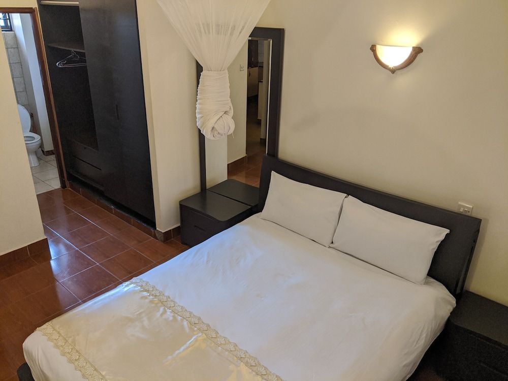 Executive Suite, 1 Bedroom, Non Smoking, Pool View