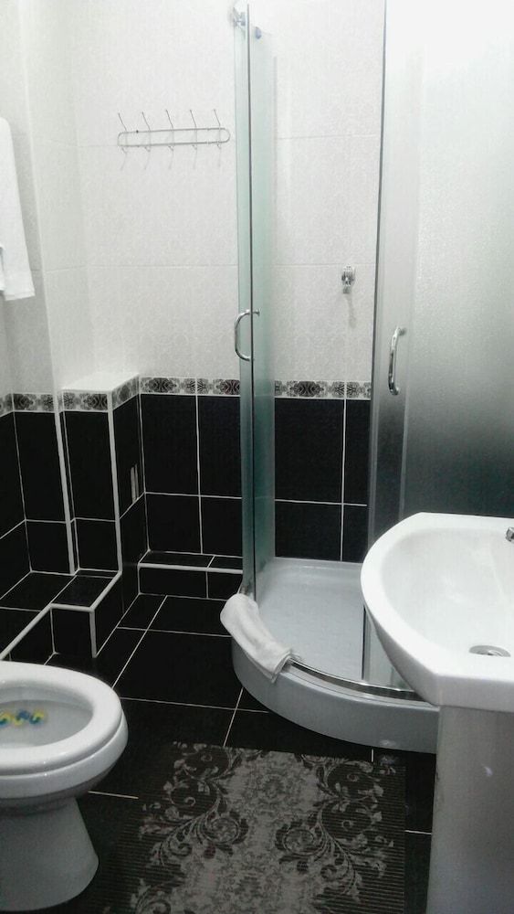 Pearl Tashkent Hotel Economy Double Room (Shared bathroom for 2 rooms) 7