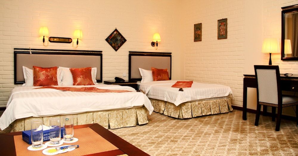 Hotel Grand Samarkand Superior A Standard Double or Twin Room 3