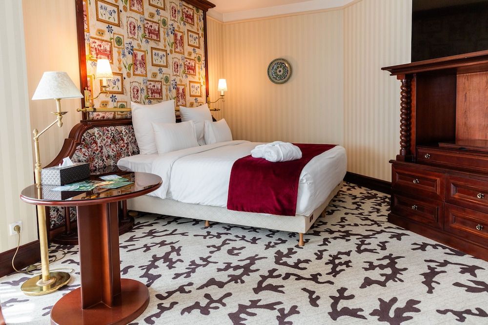 Junior Studio Suite